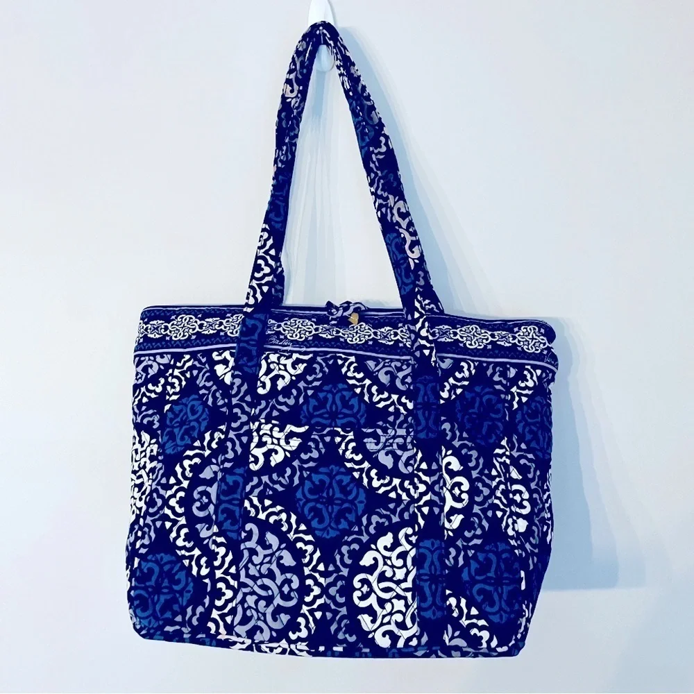 🎯3/$10 Vera Bradley Canterberry Cobalt Baby Diaper Bag Changing Pad